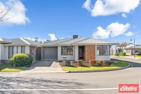 Property photo of 2 Rawlings Circuit Evanston SA 5116