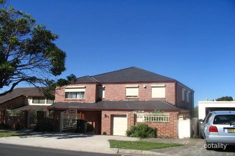 42 Dreadnought St, Roselands, NSW 2196