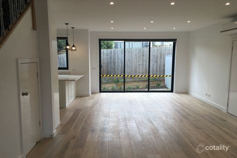 Property photo of 2/2 Fortune Street Box Hill North VIC 3129