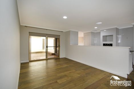 Property photo of 9 Otter Mews Merriwa WA 6030