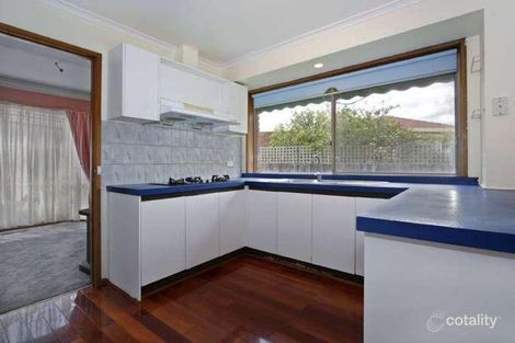 Property photo of 1 Amy Mews Keysborough VIC 3173