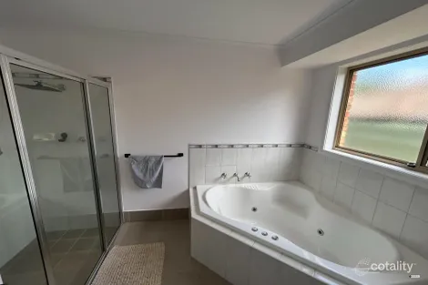 Property photo of 110 Dryandra Way Thurgoona NSW 2640