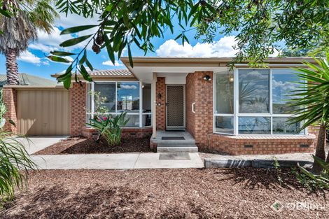 2 Oakwood Dr, Carrum Downs, VIC 3201