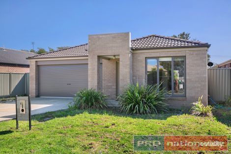 Property photo of 4 Macquarie Close Delacombe VIC 3356
