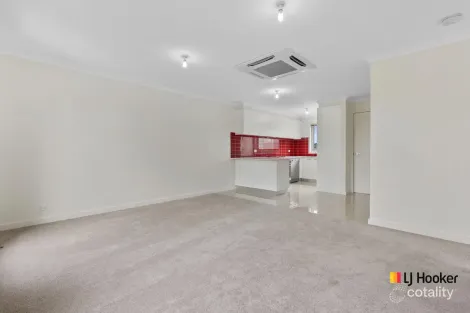 Property photo of 2 Donald Horne Circuit Franklin ACT 2913