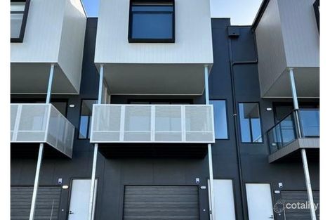 10 Wattlebird Ct, Sunshine North, VIC 3020