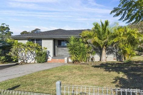 Property photo of 17 Karingal Crescent Koonawarra NSW 2530