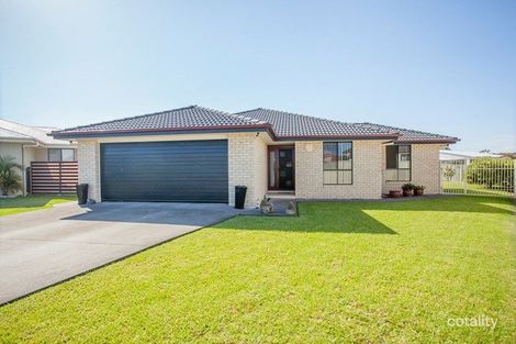 Property photo of 7 Curlew Place Old Bar NSW 2430