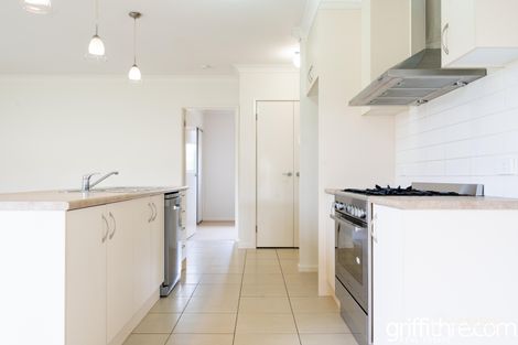 Property photo of 22 Franco Drive Griffith NSW 2680