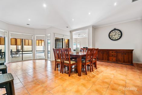 Property photo of 14 Pineview Court Werribee VIC 3030