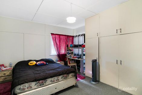 Property photo of 32 Cay Street Newtown QLD 4350