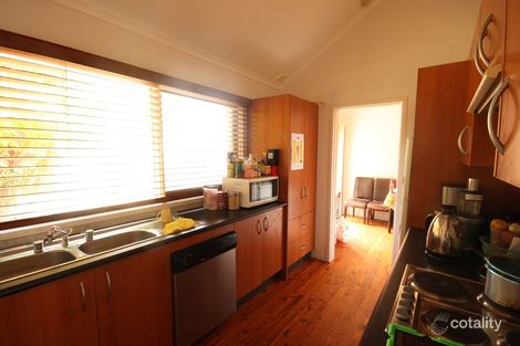 Property photo of 6 Omaru Crescent Bradbury NSW 2560