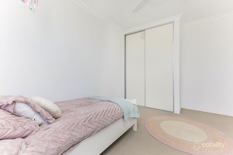 Property photo of 1 Scarlet Close Tapping WA 6065