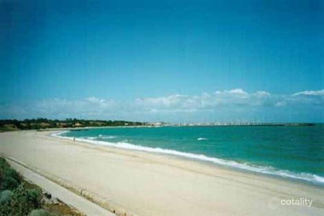 2/11 Wave St, Hampton, VIC 3188