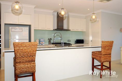 Property photo of 6 Aspera Place Cranbourne North VIC 3977