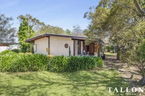 Property photo of 12 Kenny Street Crib Point VIC 3919