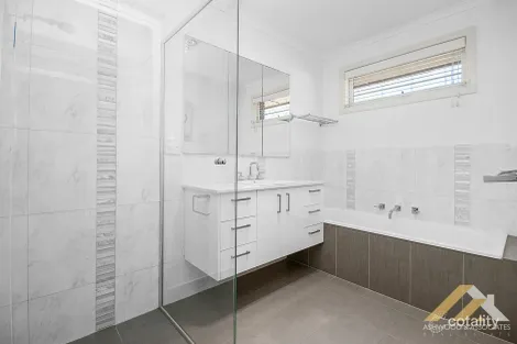 Property photo of 43 Princes Highway Lucknow VIC 3875