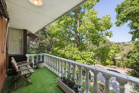 Property photo of 68 Sladden Road Yarrawarrah NSW 2233