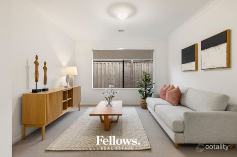 Property photo of 28 Graziers Crescent Clyde North VIC 3978