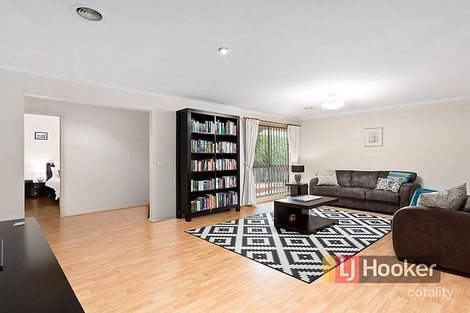 Property photo of 2/6 Eurella Crescent Rowville VIC 3178