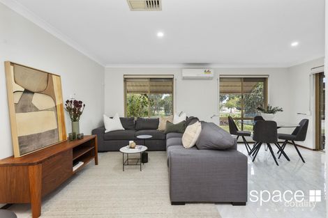 25 Lantana Cres, Dianella, WA 6059