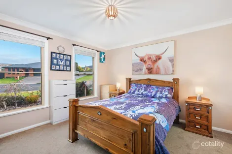 Property photo of 22 Baskerville Drive Mudgee NSW 2850