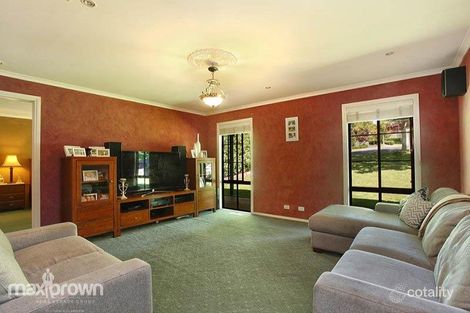 Property photo of 14 Belair Close Seville VIC 3139