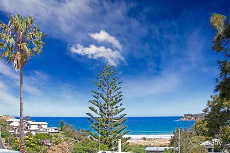 8 Nioka Ave, Malua Bay, NSW 2536