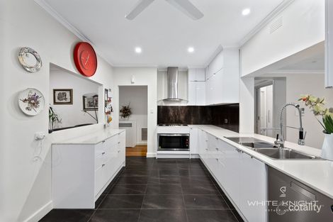 Property photo of 10 Kingsley Street St Albans VIC 3021