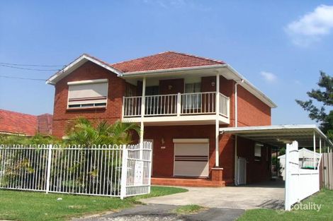 32 Mccrossin Ave, Birrong, NSW 2143