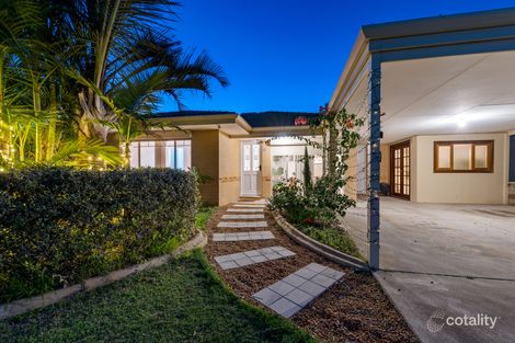 Property photo of 17 Combewood Loop Carramar WA 6031