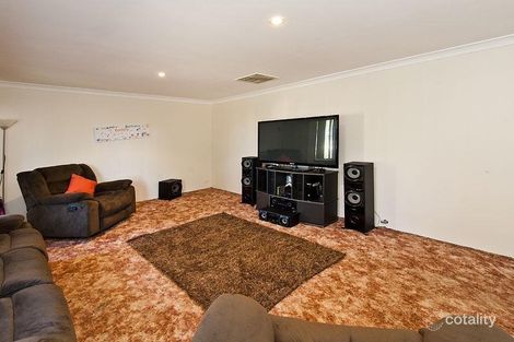 Property photo of 7 Kingsford Way Huntingdale WA 6110