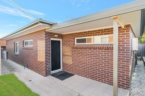 11a Theresa St, Smithfield, NSW 2164