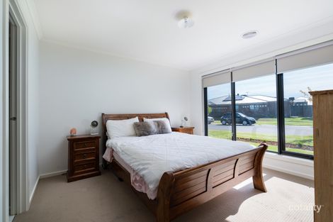 Property photo of 2 Strickland Street Killara VIC 3691