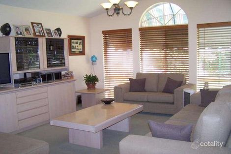 Property photo of 180 Caves Beach Road Caves Beach NSW 2281