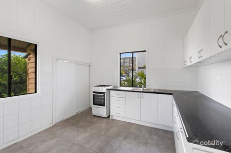 Property photo of 53 Linton Street Kangaroo Point QLD 4169