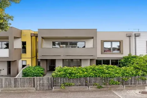 21 Zeta Cct, Cranbourne North, VIC 3977