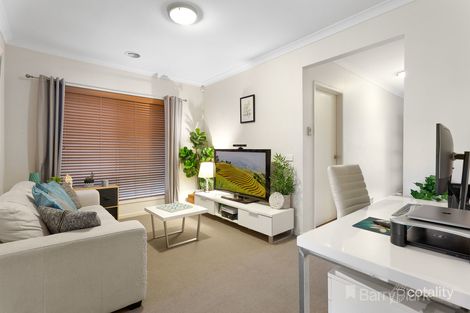 Property photo of 29 Cohens Way Pakenham VIC 3810