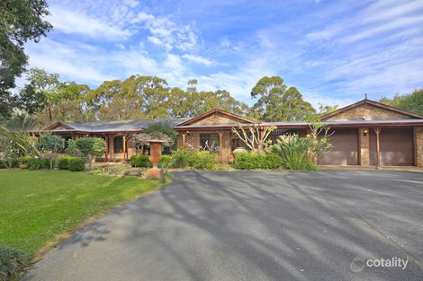Property photo of 21 William James Drive Mount Kembla NSW 2526