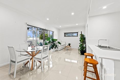Property photo of 2/66 Grantson Street Windsor QLD 4030