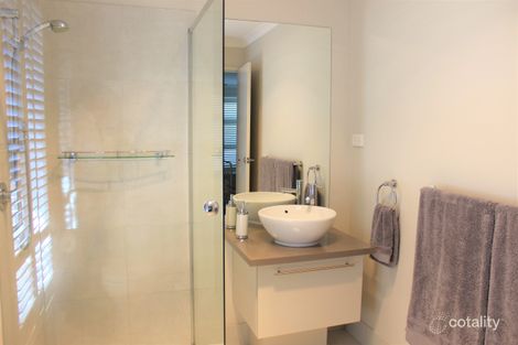 Property photo of 11 Klim Avenue Kangaroo Flat VIC 3555