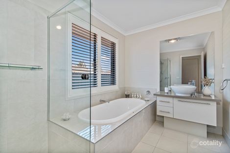 Property photo of 11 Klim Avenue Kangaroo Flat VIC 3555