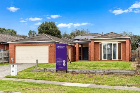 Property photo of 18 Overall Drive Skye VIC 3977