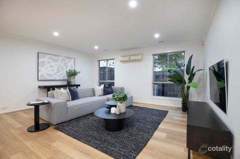 Property photo of 6 Chartwell Crescent Derrimut VIC 3026