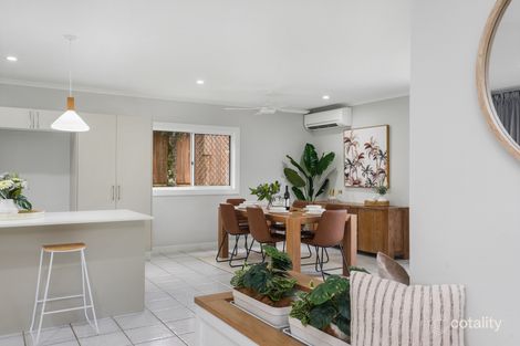 Property photo of 4 Redfern Place Mooroobool QLD 4870