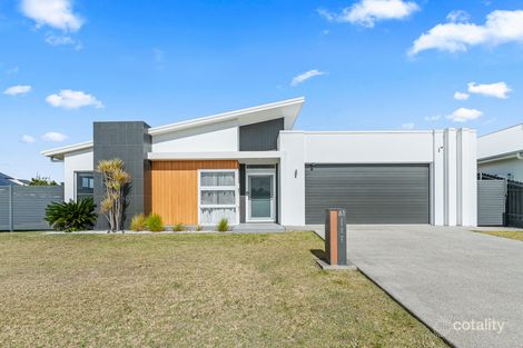 61 Spring Way, Nikenbah, QLD 4655