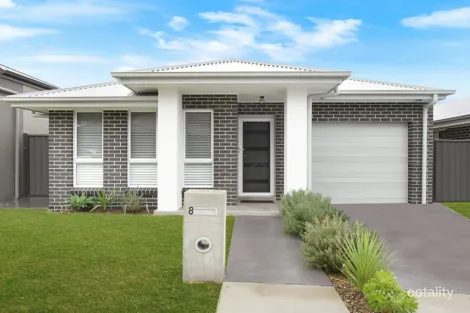 8 Coral Tree Cres, Calderwood, NSW 2527