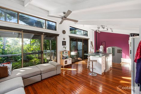 Property photo of 66 Cooroy Crescent Yellow Rock NSW 2777