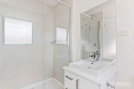 Property photo of 2/3 Railway Parade Newport VIC 3015