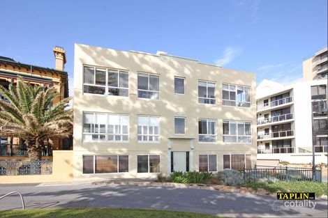 5/17 South Esp, Glenelg, SA 5045